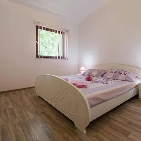 Holiday home Sejdi With Private Pool